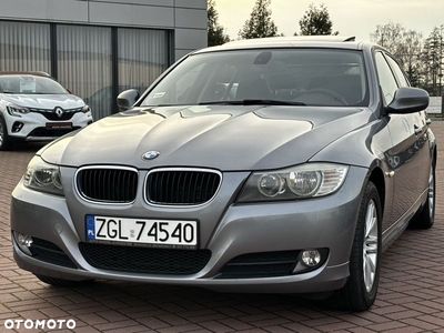 BMW Seria 3 318i