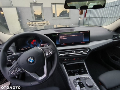 BMW Seria 3 318i