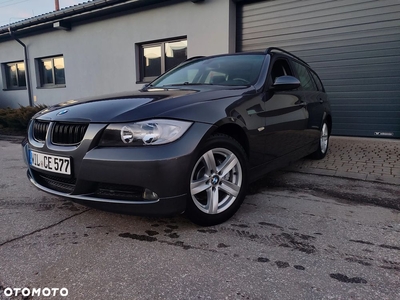 BMW Seria 3 318i