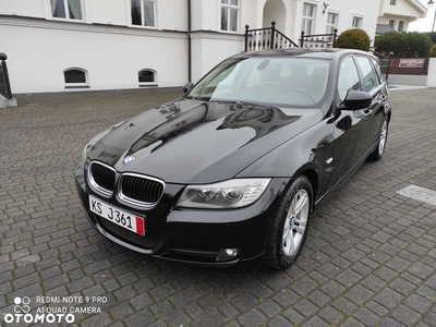 BMW Seria 3 318i Touring