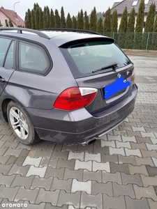 BMW Seria 3 318i Touring