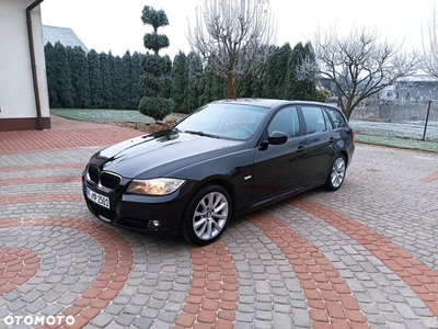 BMW Seria 3 318i Touring Edition Sport