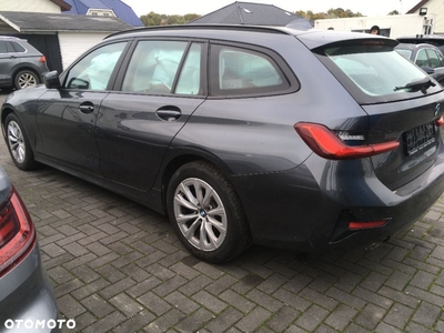 BMW Seria 3 320d Advantage sport