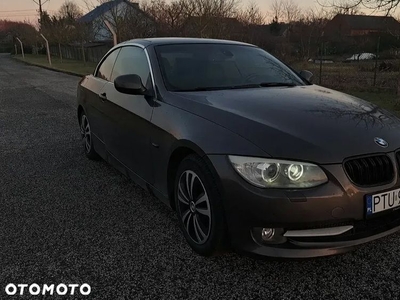 BMW Seria 3 320d DPF Cabrio