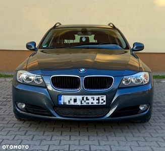 BMW Seria 3 320d DPF Touring