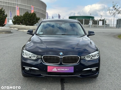 BMW Seria 3 320d Luxury Line