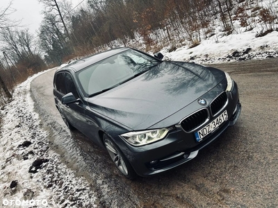 BMW Seria 3 320d Touring Sport Line