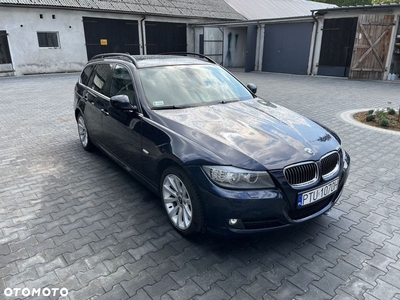 BMW Seria 3 320d xDrive DPF Touring