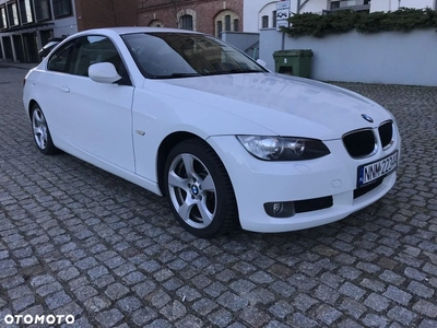 BMW Seria 3 325d Coupe