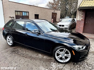 BMW Seria 3 328i Touring xDrive Sport-Aut Luxury Line