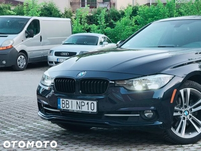 BMW Seria 3 328i xDrive Sport-Aut