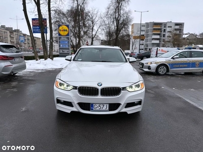 BMW Seria 3 328i xDrive Sport Line