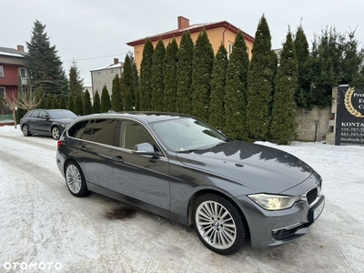 BMW Seria 3 330d Luxury Line