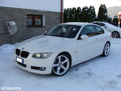 BMW Seria 3 330d xDrive Coupe