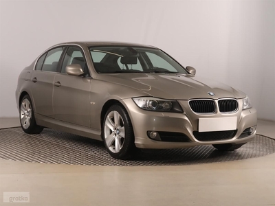 BMW SERIA 3 IV (E90/E91/E92/E93) BMW SERIA 3 , Skóra, Xenon, Bi-Xenon, Klimatronic, Tempomat, Parktronic,