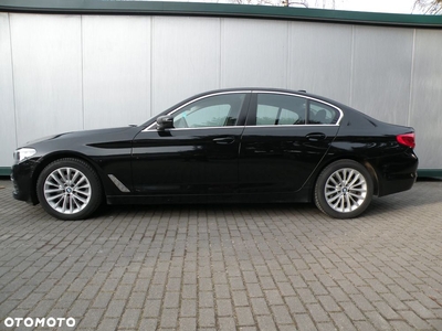 BMW Seria 5 518d Advantage