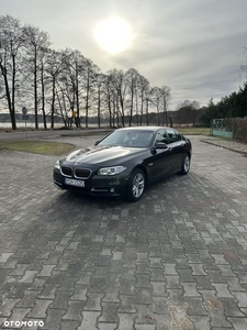 BMW Seria 5 520d Luxury Line