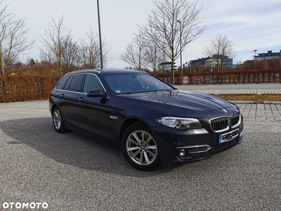 BMW Seria 5 520d xDrive Luxury Line