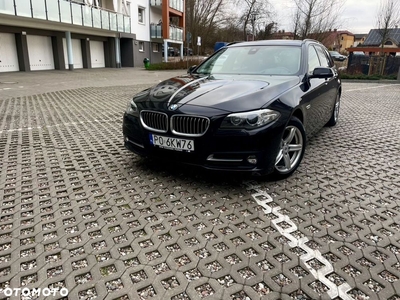 BMW Seria 5 520d xDrive Touring Luxury Line