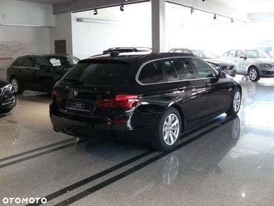 BMW Seria 5 525d xDrive