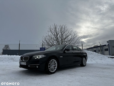 BMW Seria 5 528i Luxury Line