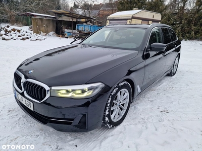 BMW Seria 5 530d mHEV Luxury Line sport