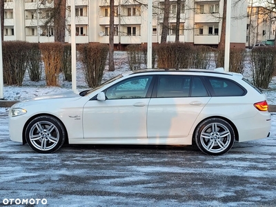 BMW Seria 5 530d xDrive Touring Sport-Aut