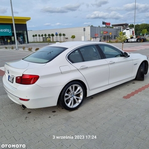 BMW Seria 5 535i xDrive Luxury Line