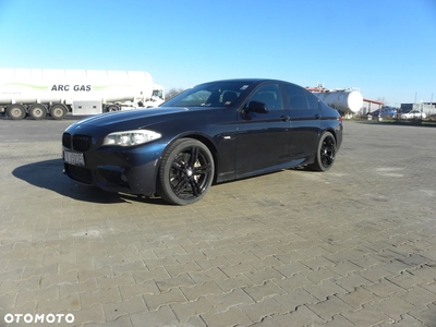 BMW Seria 5 550i Sport-Aut