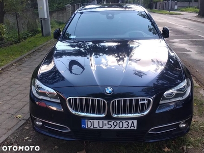 BMW Seria 5 550i xDrive Luxury Line