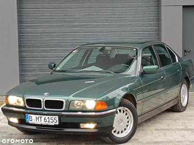 BMW Seria 7 728i L