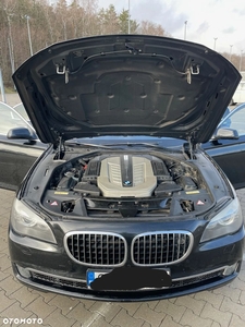 BMW Seria 7 760i