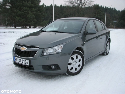 Chevrolet Cruze 1.6 LS