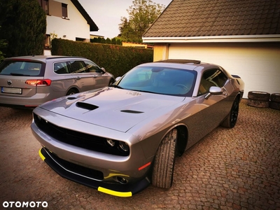 Dodge Challenger Automatik SXT Plus