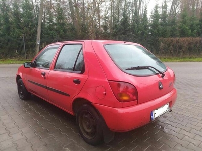 Ford Fiesta 1,25 zetec OC i PT 04/2024 90 tys km przebiegu