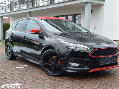 Ford Focus 1.0 EcoBoost ST-Line Red ASS