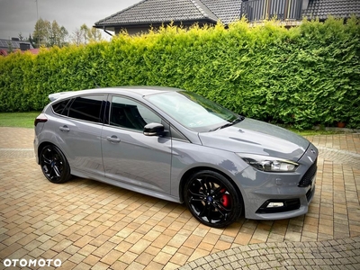 Ford Focus 2.0 TDCi ST-2