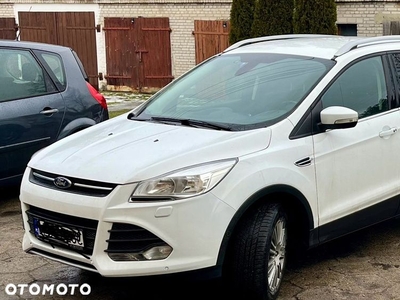 Ford Kuga 2.0 TDCi 2x4 Titanium