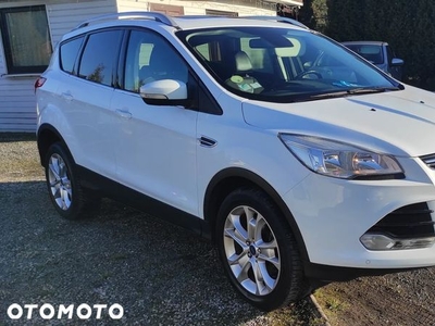 Ford Kuga 2.0 TDCi 2x4 Titanium