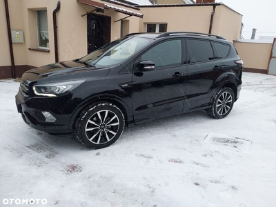 Ford Kuga 2.0 TDCi 4x4 ST-Line