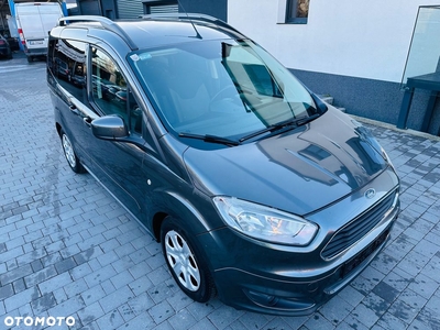 Ford Tourneo Courier 1.5 TDCi Titanium