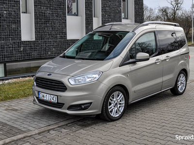 Ford Tourneo Courier 2016 r. Salon PL 130 tys.km