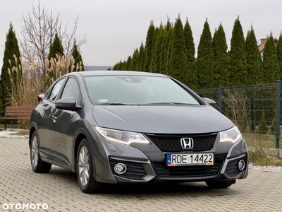 Honda Civic 1.8 Elegance (Honda Connect+)