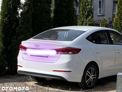 Hyundai Elantra 1.6 Comfort