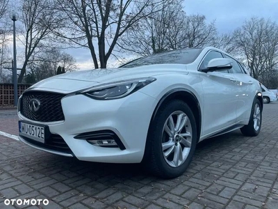 Infiniti Q30 1.6t Business