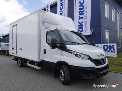 Iveco Daily 35S18H 3.0 L 176 KM kontener/ izoterma 8-palet