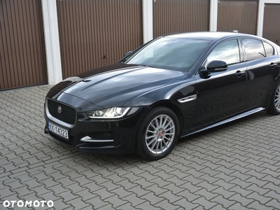 Jaguar XE 2.0 D AWD R-Sport