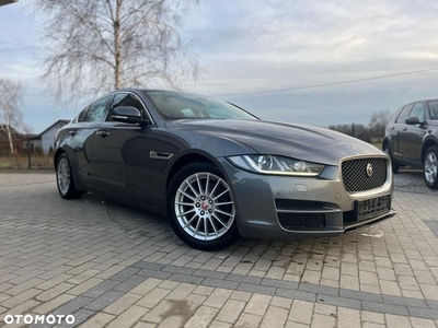 Jaguar XE 2.0 D Prestige