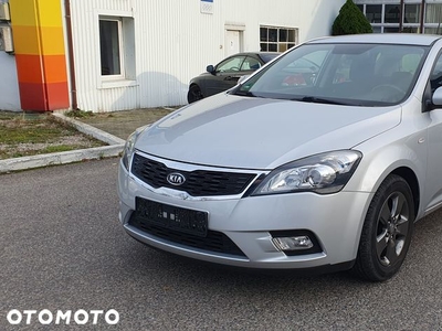 Kia Ceed 1.4 CVVT Attract