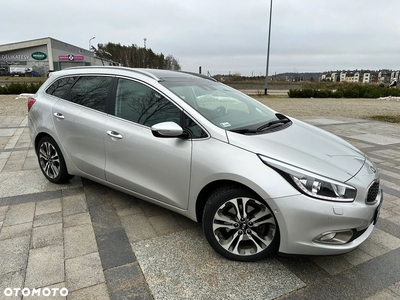 Kia Ceed 1.6 CRDi 128 SW Platinum Edition